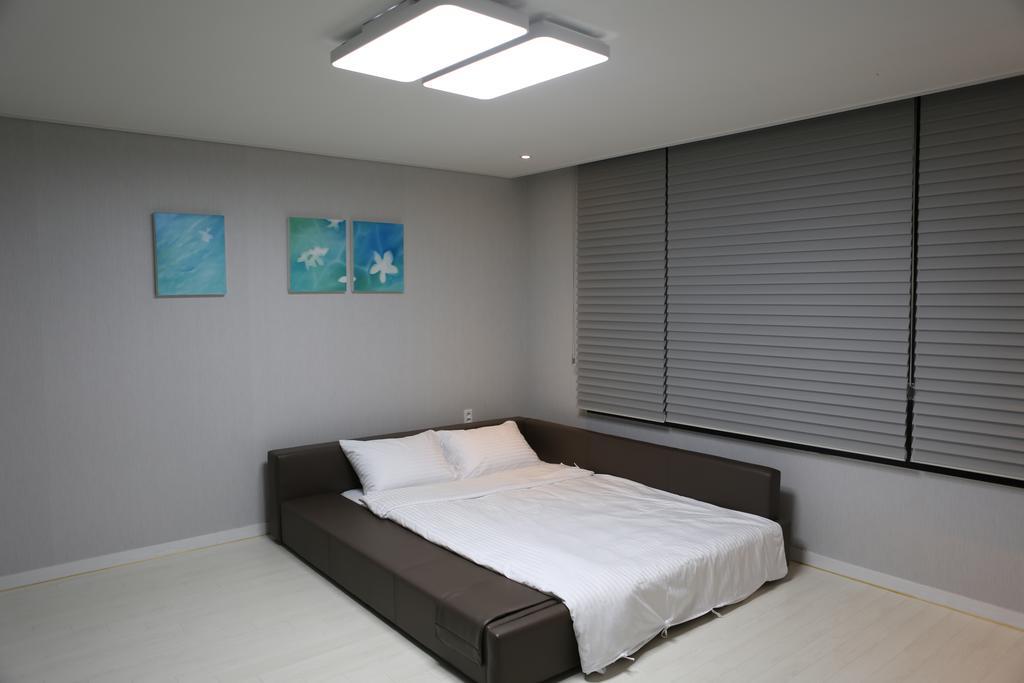 Plumeria Pension Jeju Exterior photo