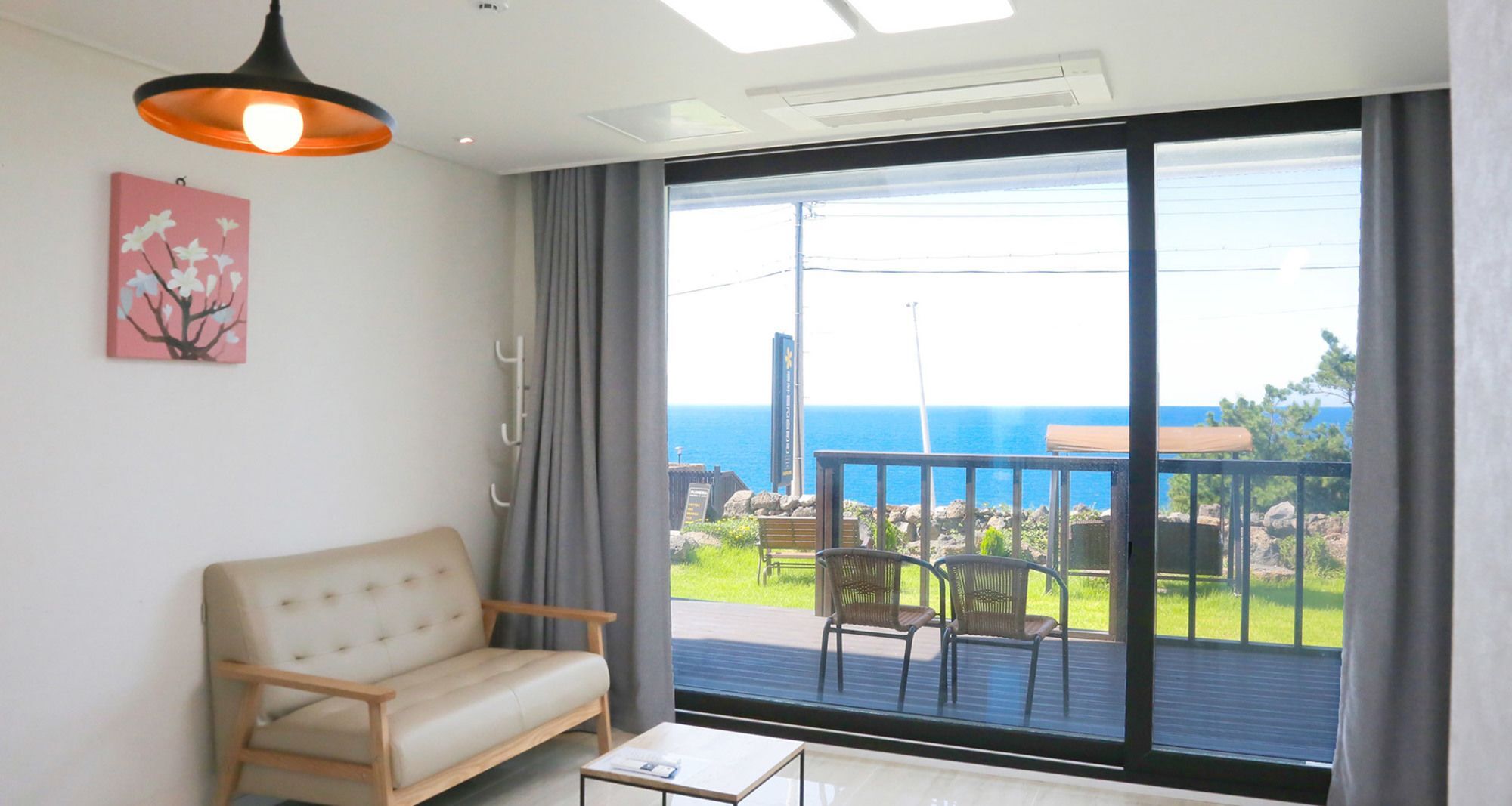 Plumeria Pension Jeju Exterior photo